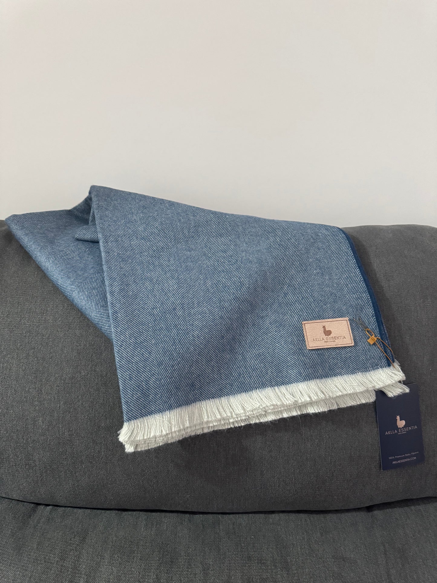Manta Aklla - 100% Baby Alpaca Premium