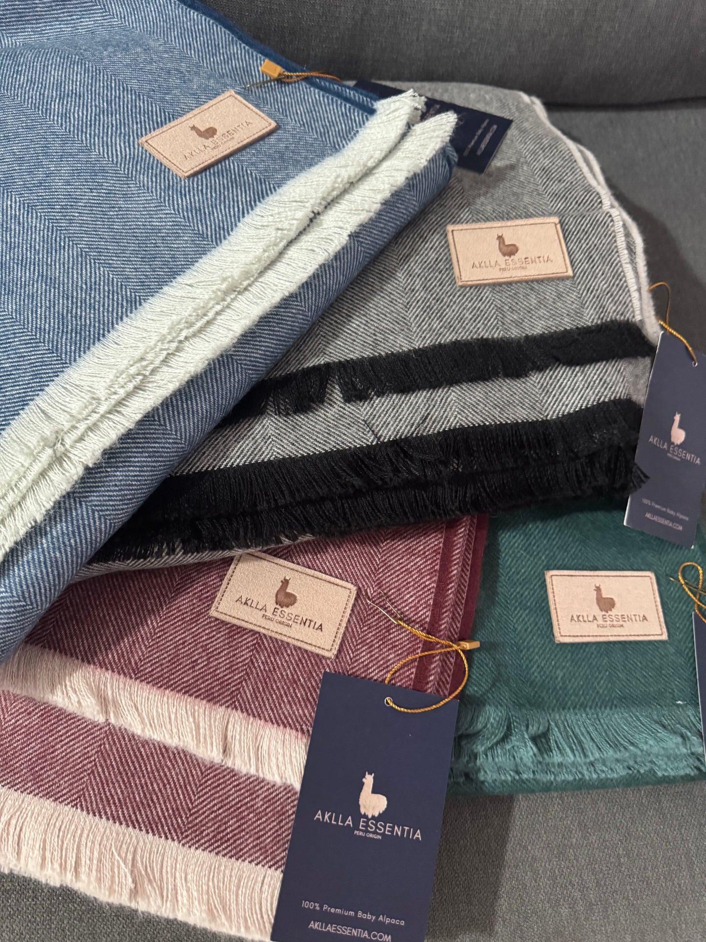 Manta Aklla - 100% Baby Alpaca Premium