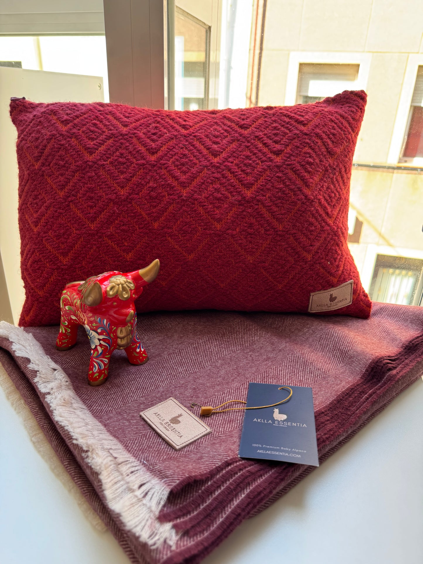 Funda de Cojín de Baby Alpaca – Aklla Essentia